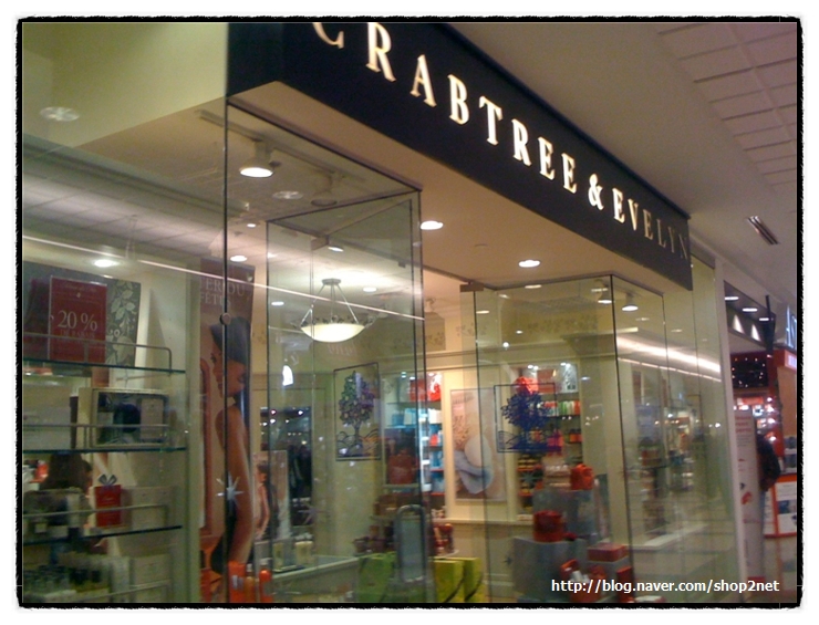 Crabtree & Evelyn – BOGO 50% Storewide